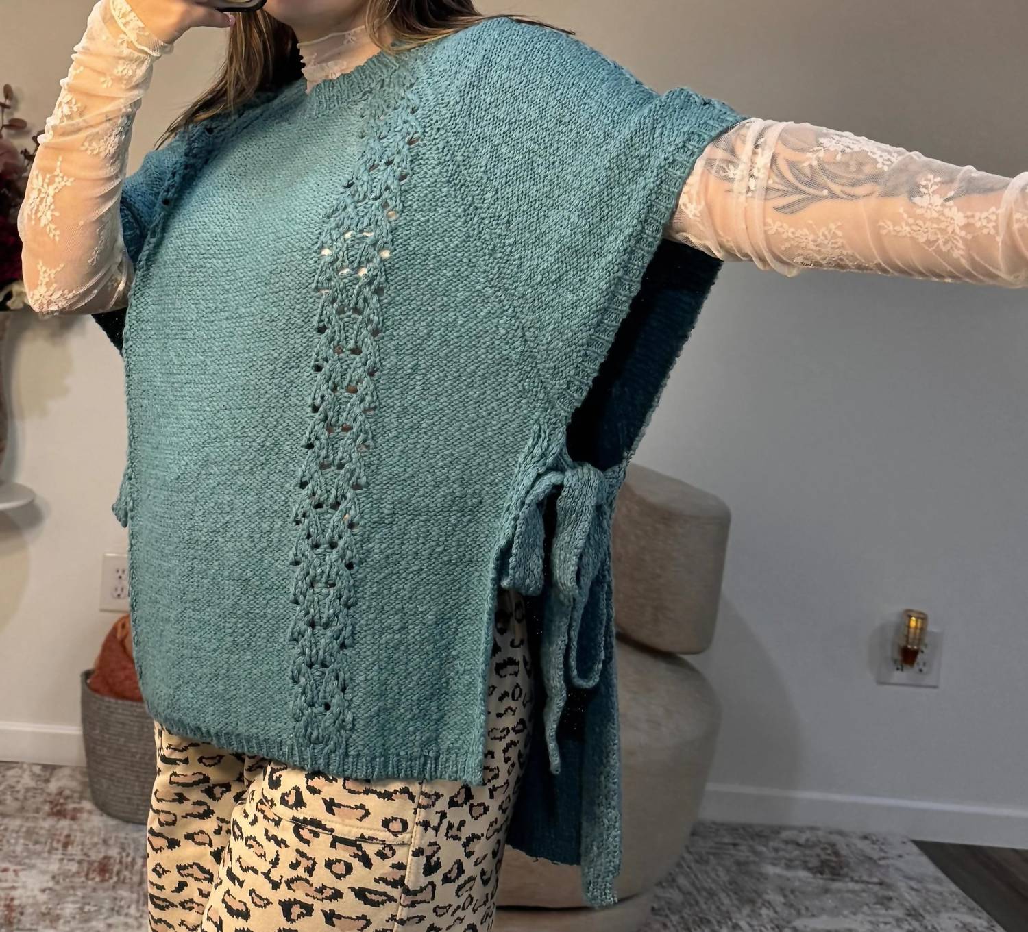 Easel - Cecilia Side Tie Sweater Poncho
