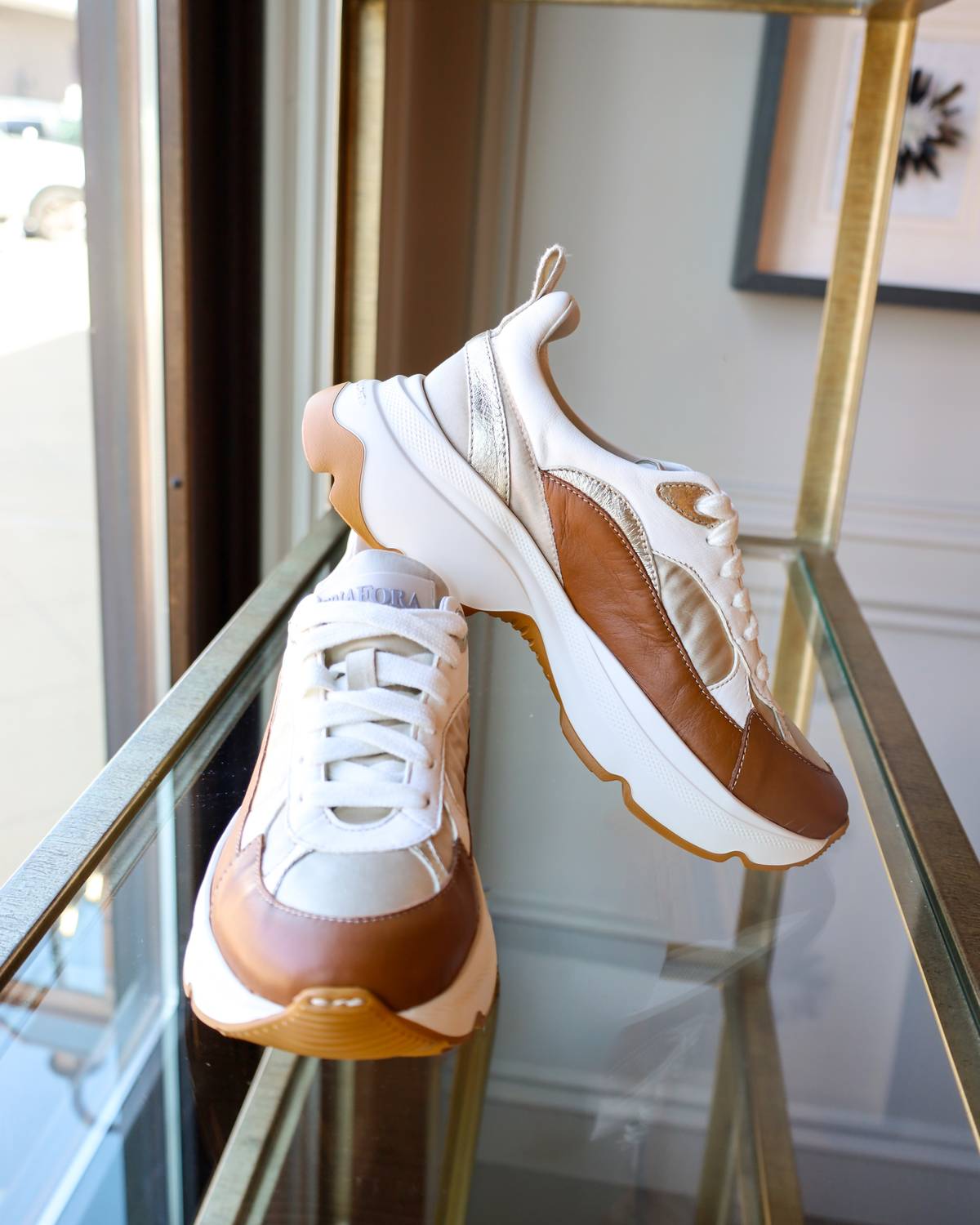 Andia Fora - Women's Chunky Sneaker