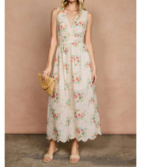 Dress Forum - Everbloom Lace Maxi Dress