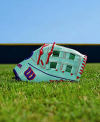 Wilson - A2000 1750SS 12.5” Outfield Baseball Glove