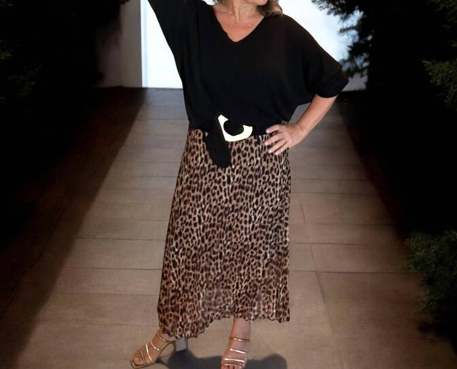 Made In Italy - Pleated Animal Print Skirt