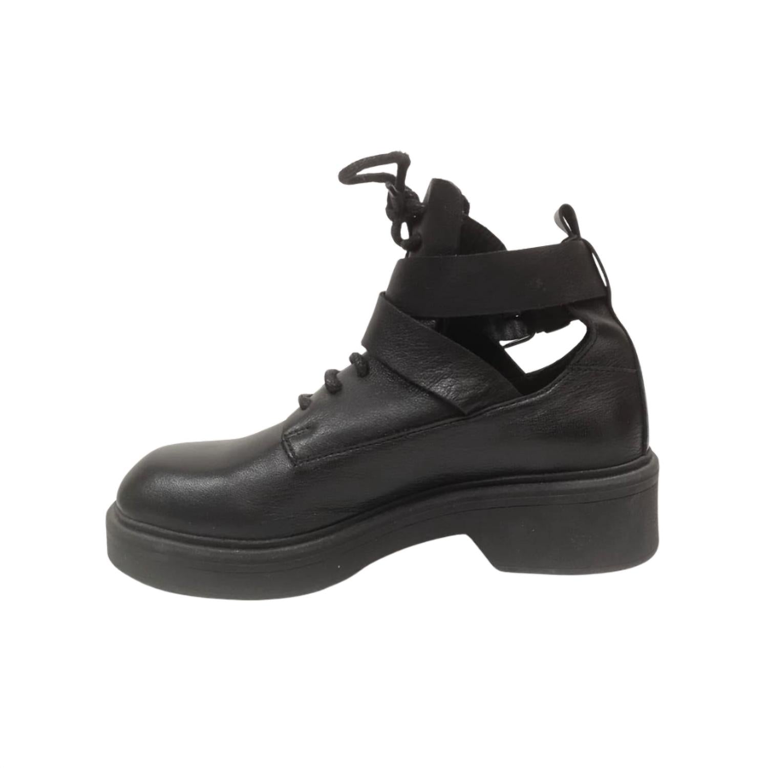 Bueno - Women's Gwen Ankle Boots