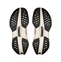 On - Women's Cloudboom Max Running Shoe