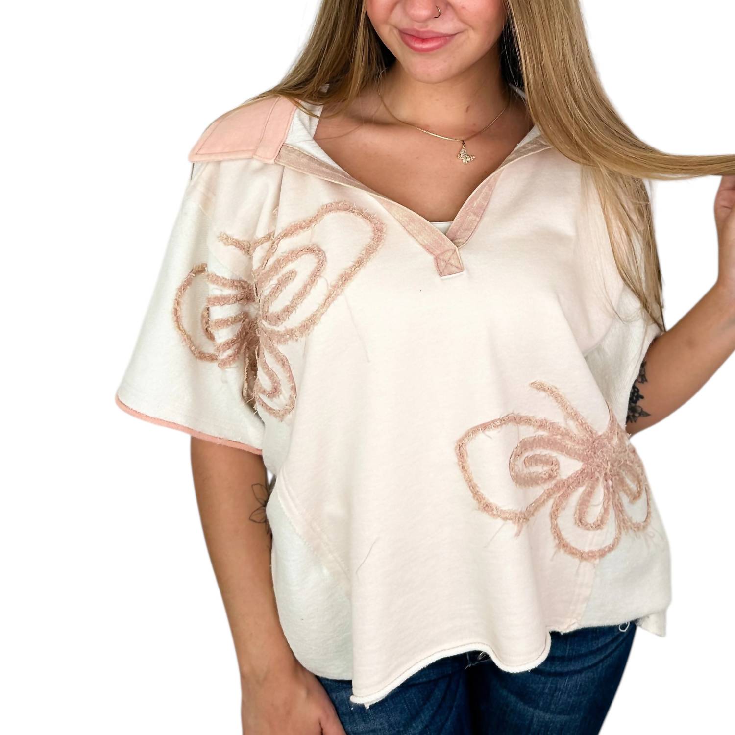 Oli & Hali - Wonders Of The World Cotton Blend Short Sleeve Top