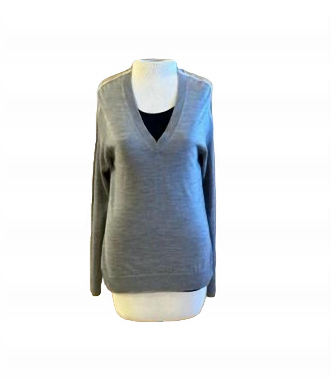 DEEP V NECK SWEATER