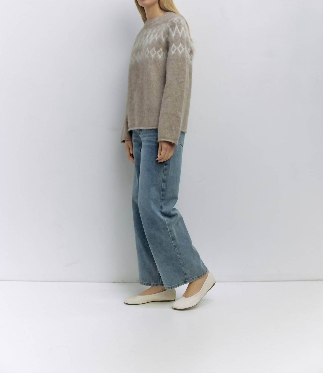 Mod Ref - Wilson Sweater