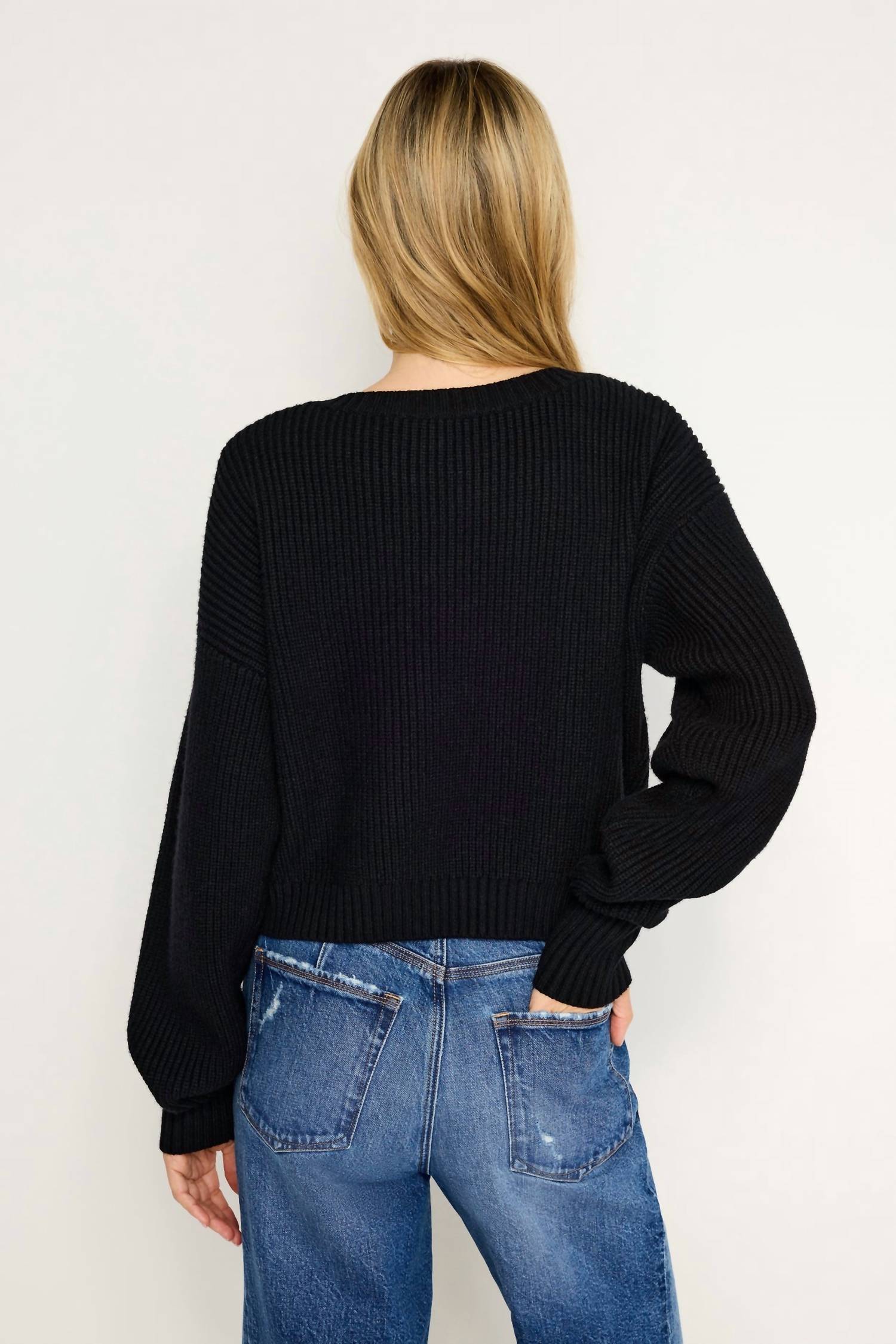 Good American - Cozy Deep V Neck Sweater Top