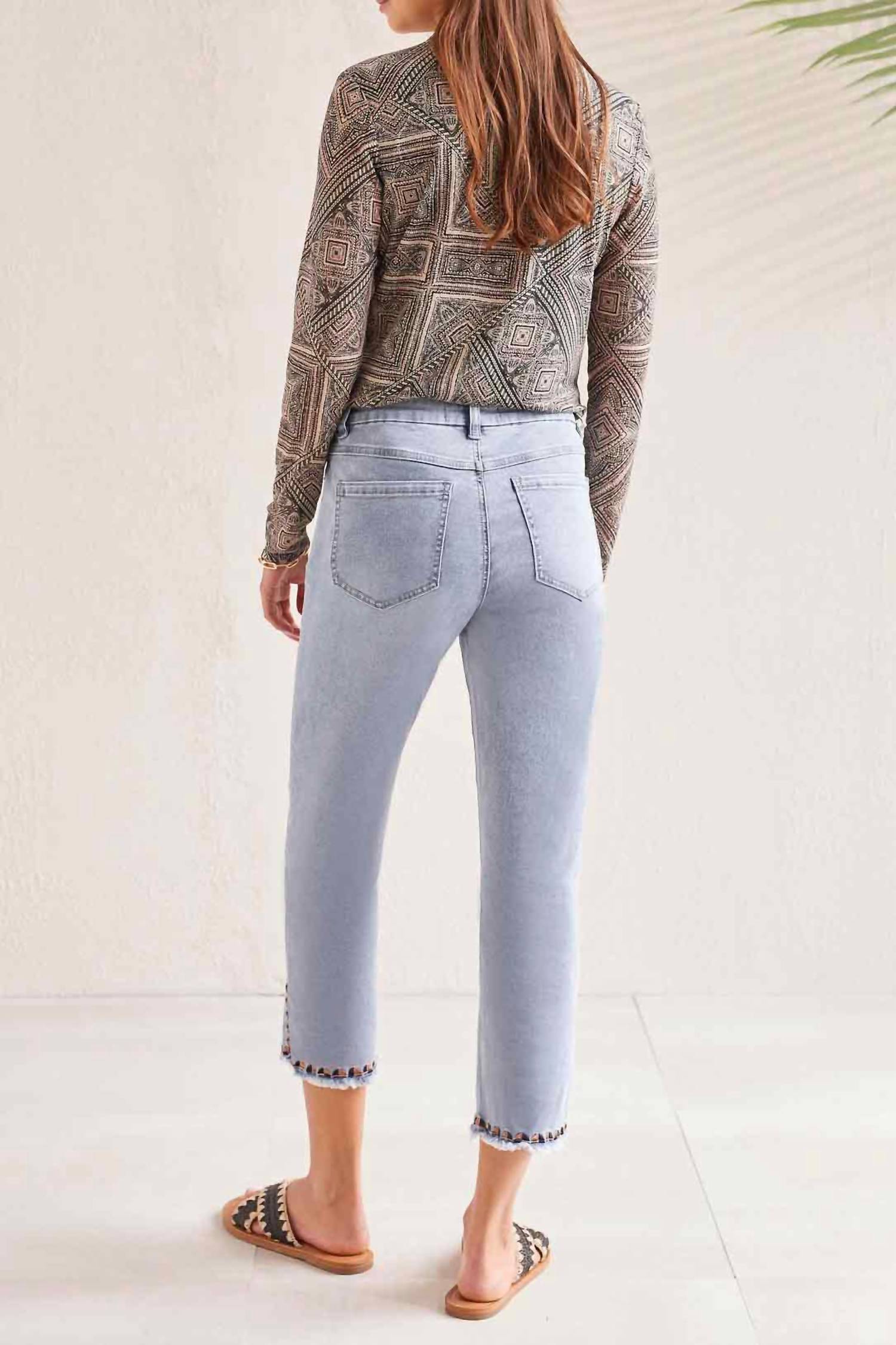 TRIBAL cropped jean in light breeze - women's jeans - detail view