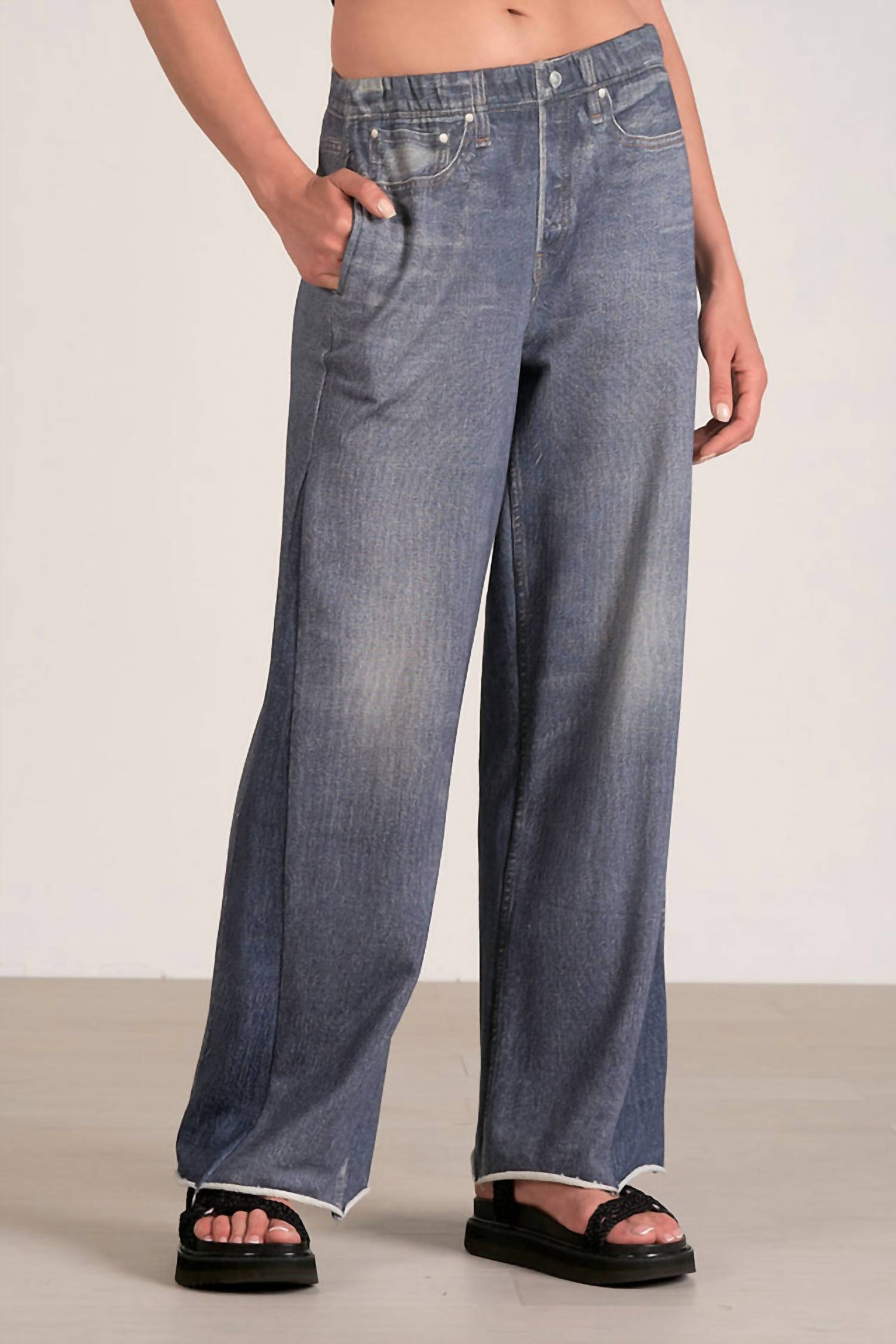 Elan - Women's Amber Sweatpant Jeans