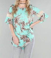 Crepas - Floral Bell Sleeve Tunic With Croche