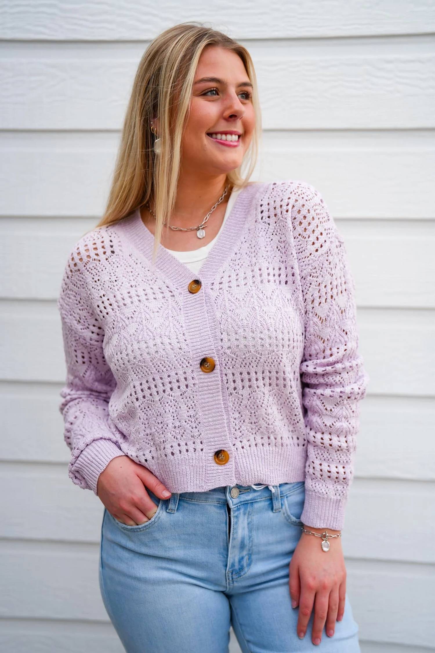 Doe And Rae - Pointelle Knitted V-neck Crop Cardigan