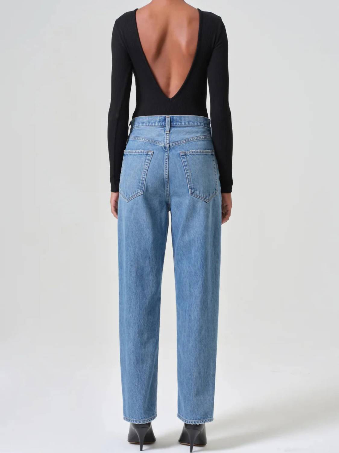 AGOLDE V Waist Baggy Jeans in fairway 2 - women's jeans - view 4