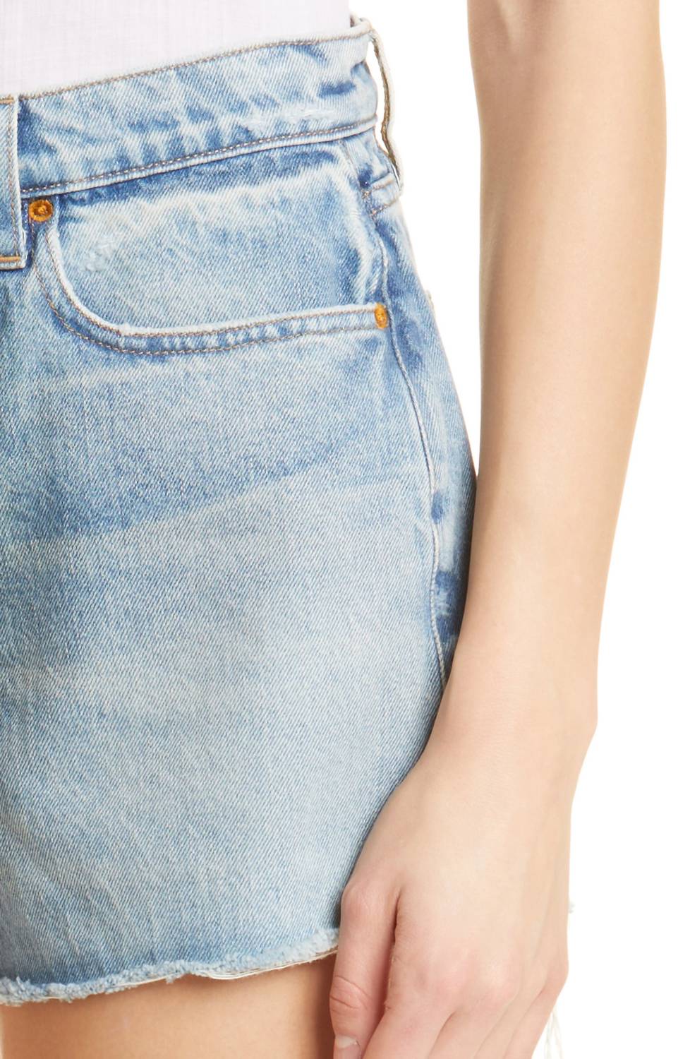 Frame - Women's Le Brigette Raw Fray Biodegradable Short