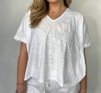 Bobi - Oversize V-neck Tee