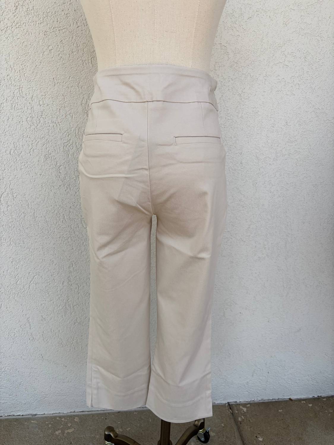 Renuar Women's Coastal Breeze Capri Pants in oyster - women's pants - alternate view