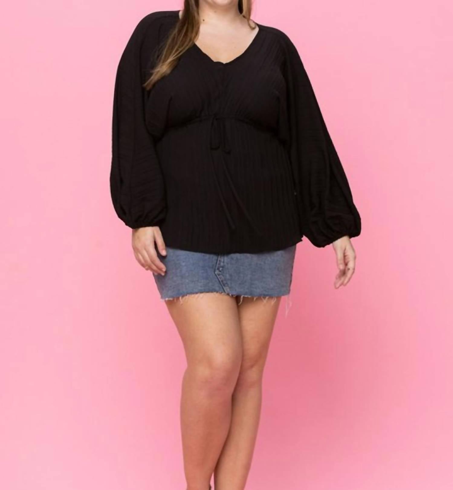 Oodi - Solid Pleated Silky Fabric Top