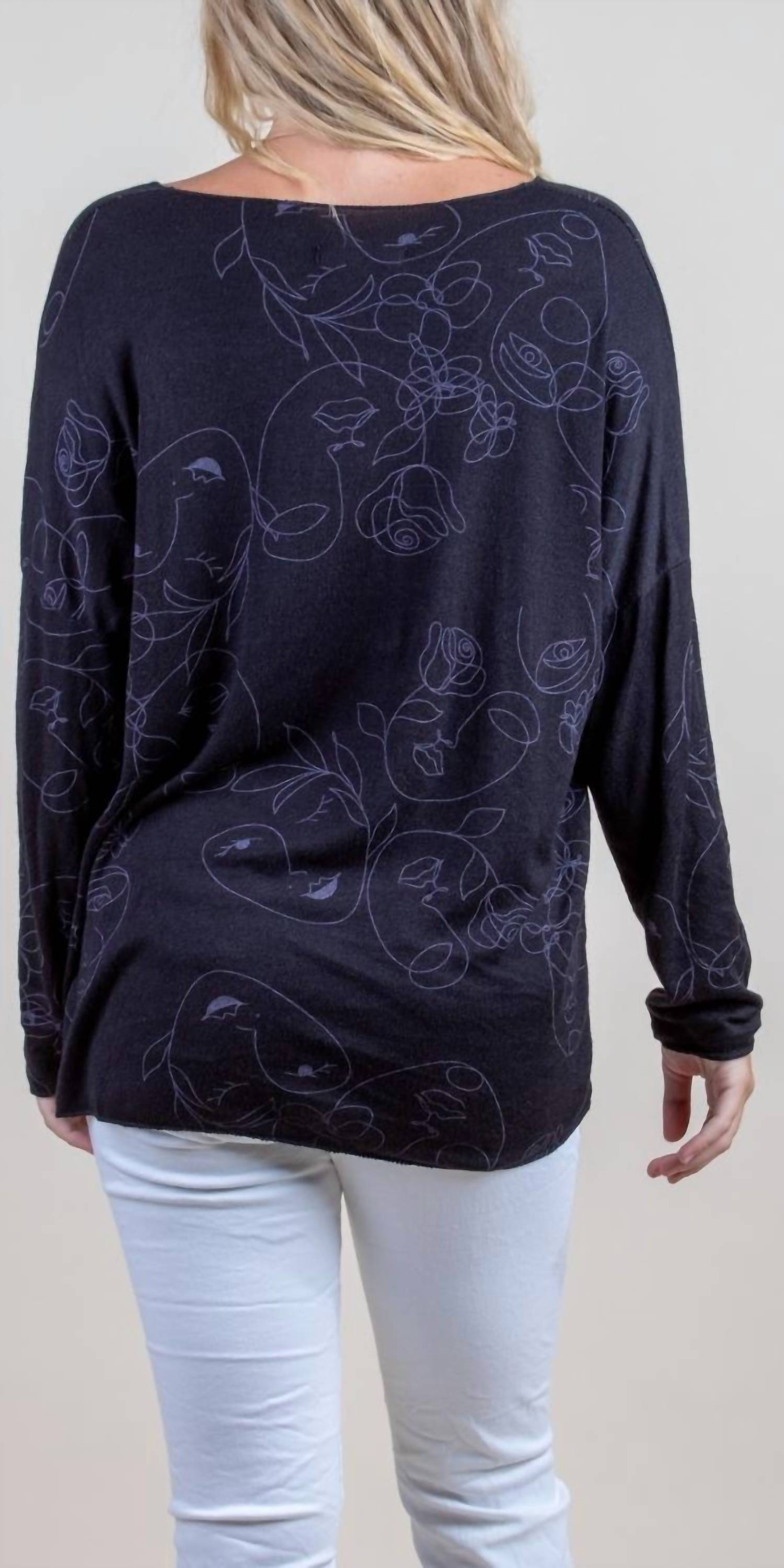 GIGI MODA La Faccia Top in black - women's long sleeve top - detail view
