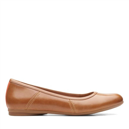 Clarks - Women's Canebay Plain Flat