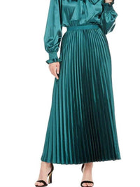 Jade - Pleated long skirt
