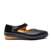 Soleni Shoes - Women's Marie Flat Shoes