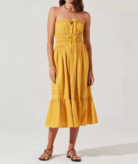 Astr - Aubrie Strapless Midi Dress