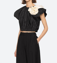 Sea - Laurie Solid Flutter Sleeve Top