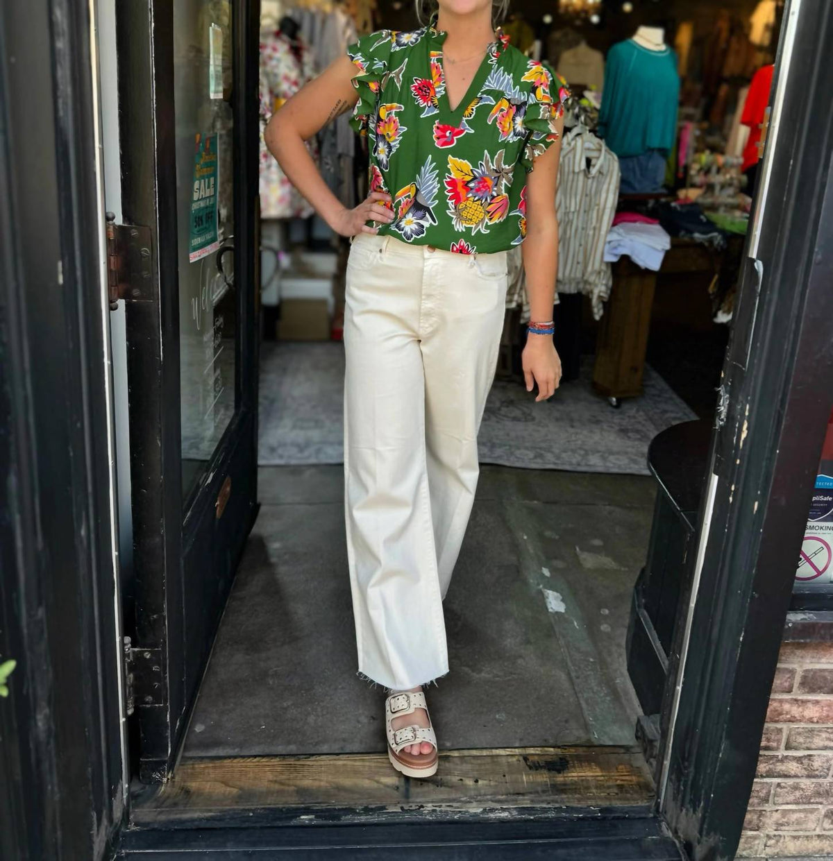 Jade - Toucan Para Ruffles Sleeve Top