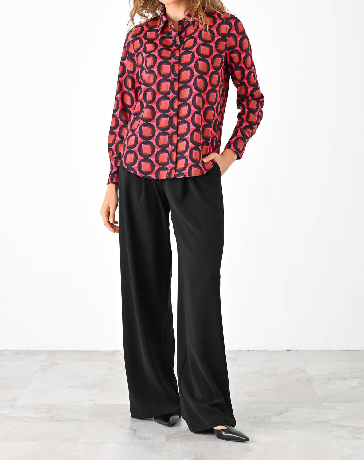LAVENDER BROWN Alivia Top in geometric - women's blouse