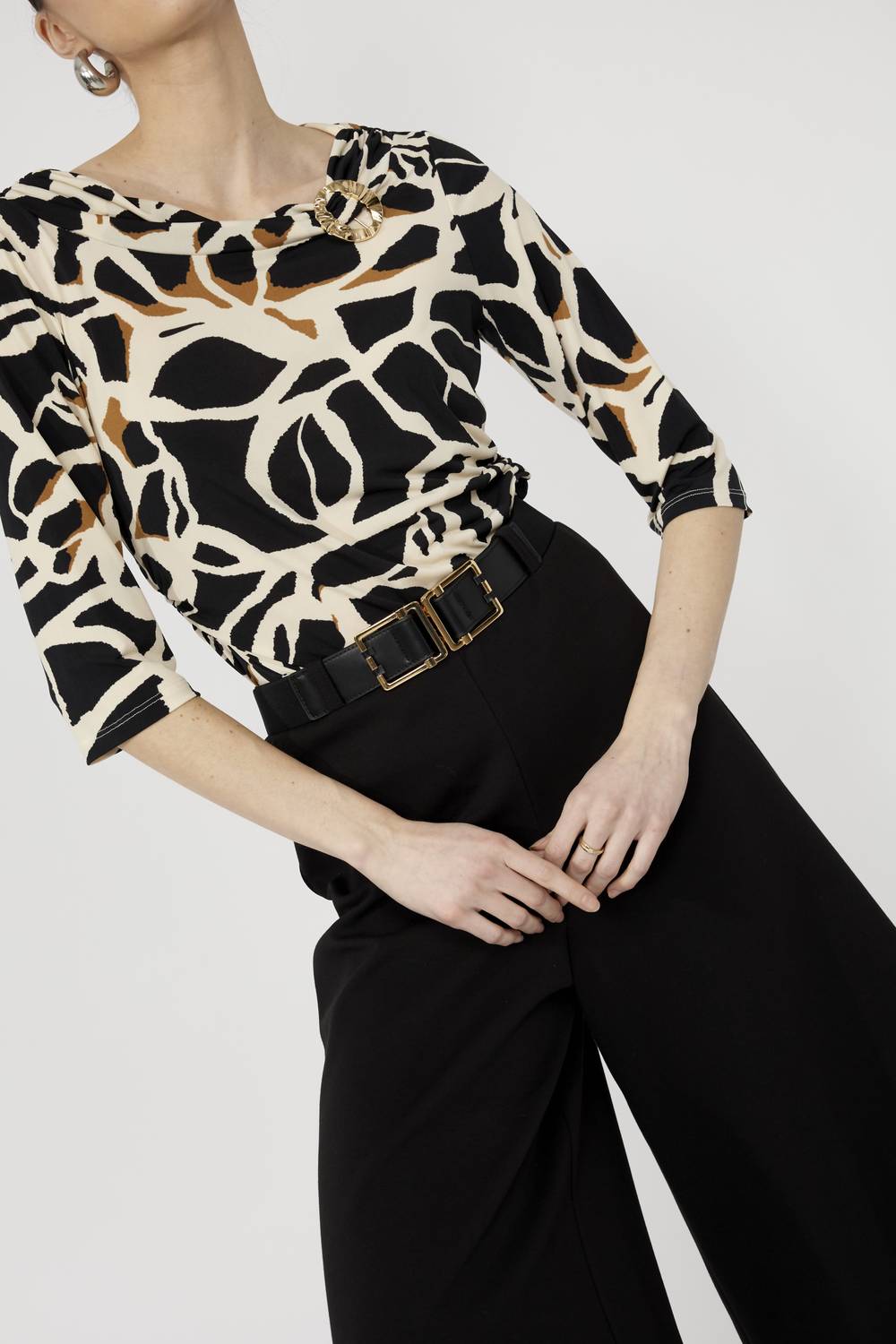 Frank Lyman - High-waisted Wide Leg Belted Trousers