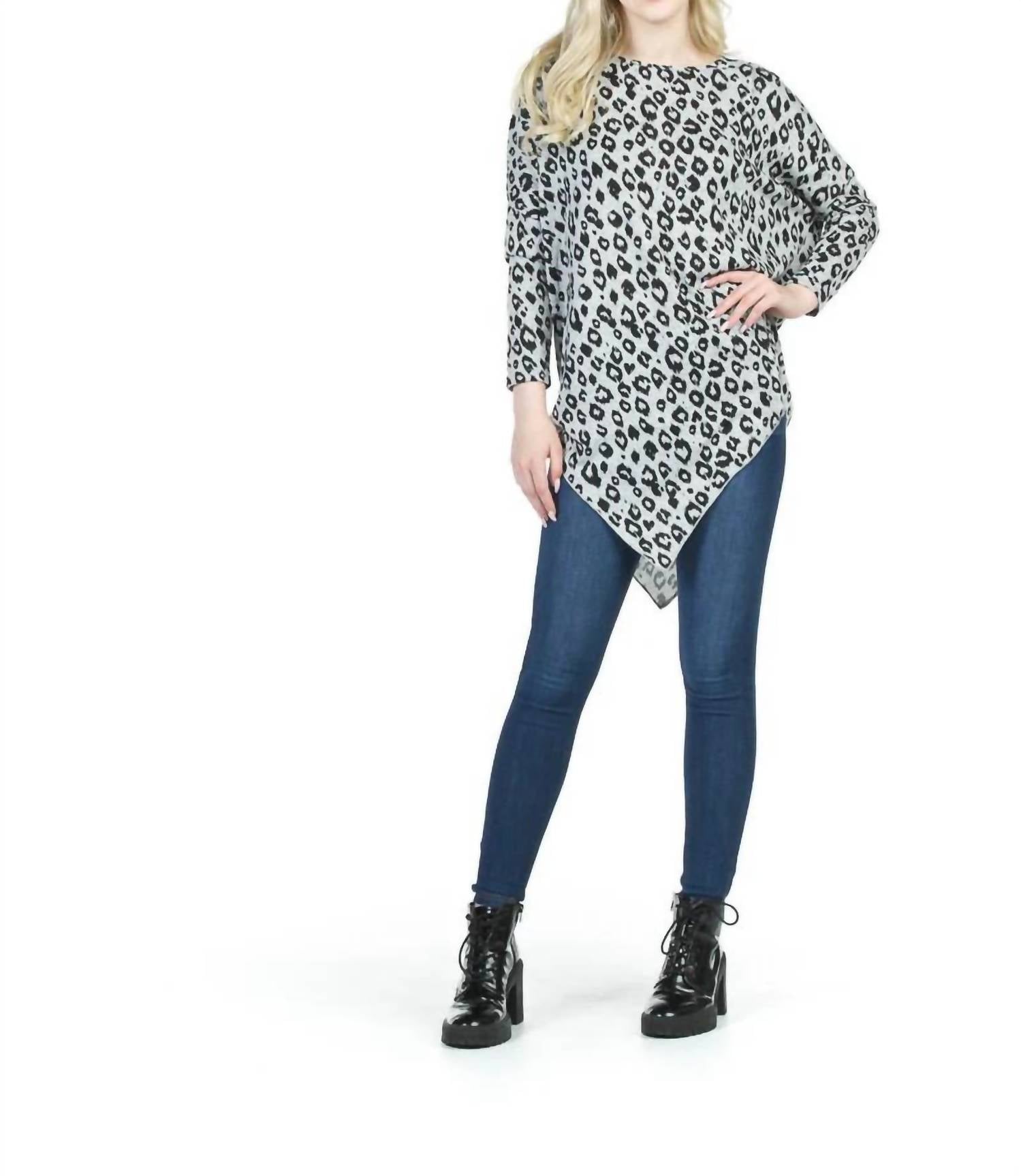 Papillon - Leopard Print Sweater With Asymmetrical Hem
