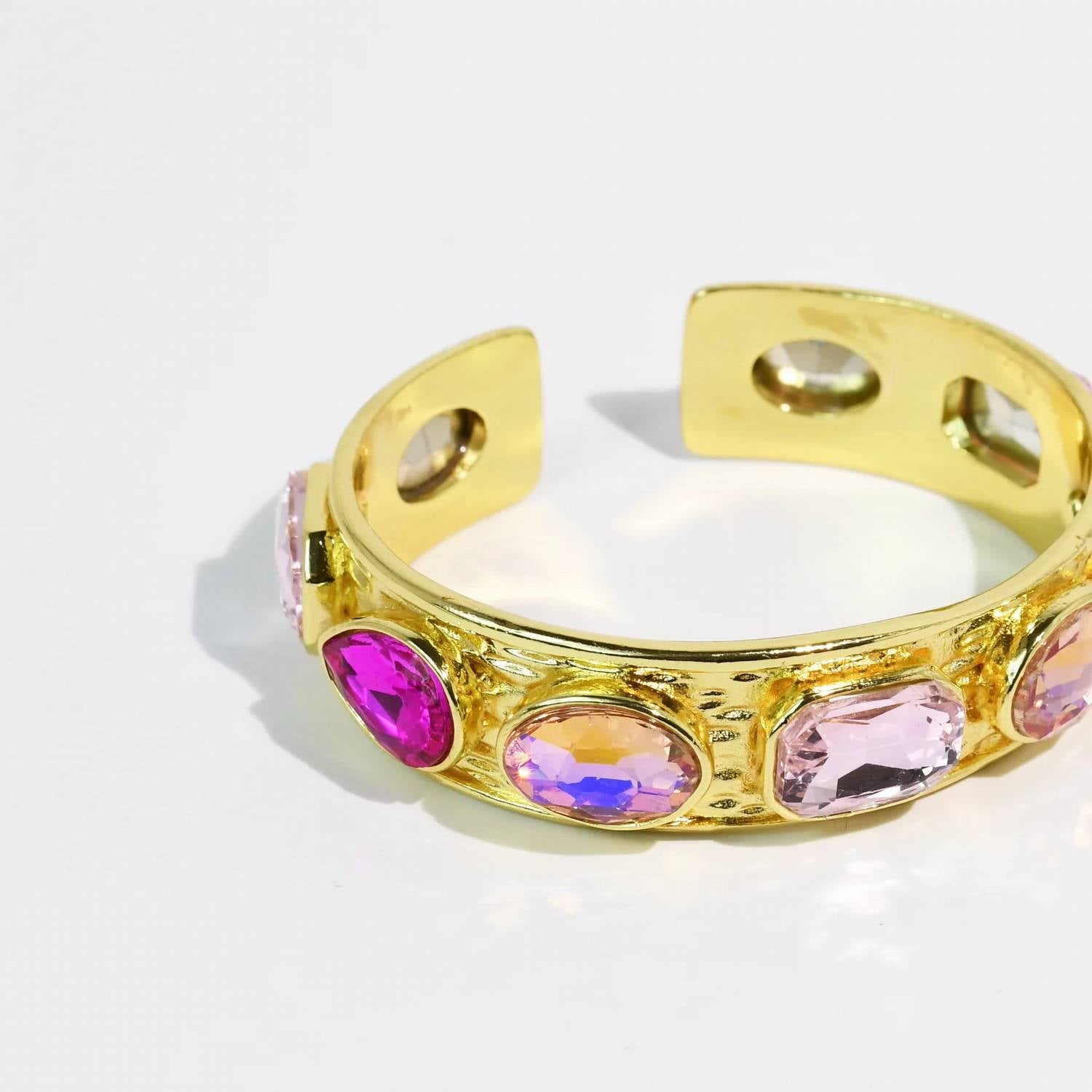 Treasure Jewels - Women's Barbie Glow Bangle