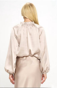 Reneec. - Solid Satin Ruffle Top