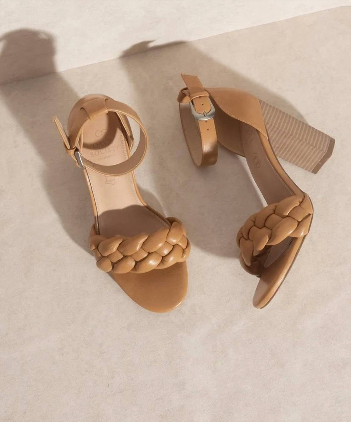 Oasis Society - Women's Daleyza Chain Ankle Heels