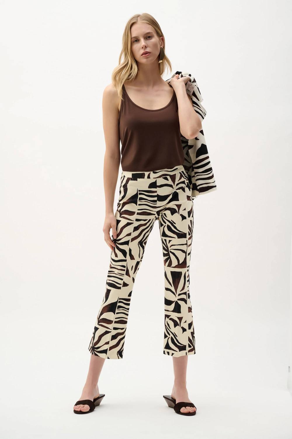 Joseph Ribkoff - Millennium Tropical Print Flared Pull-on Pants