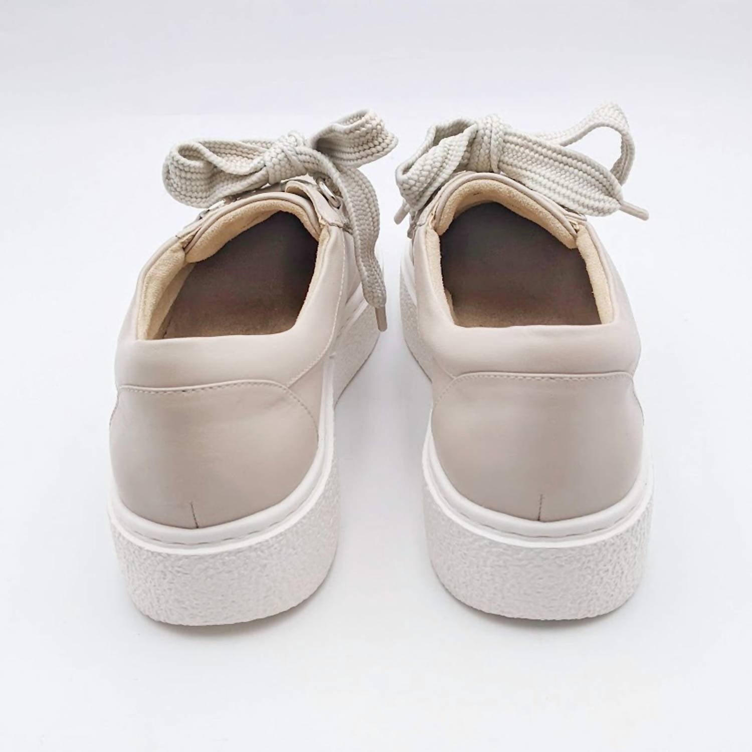 Vaneli - Women's Yevka Sneaker
