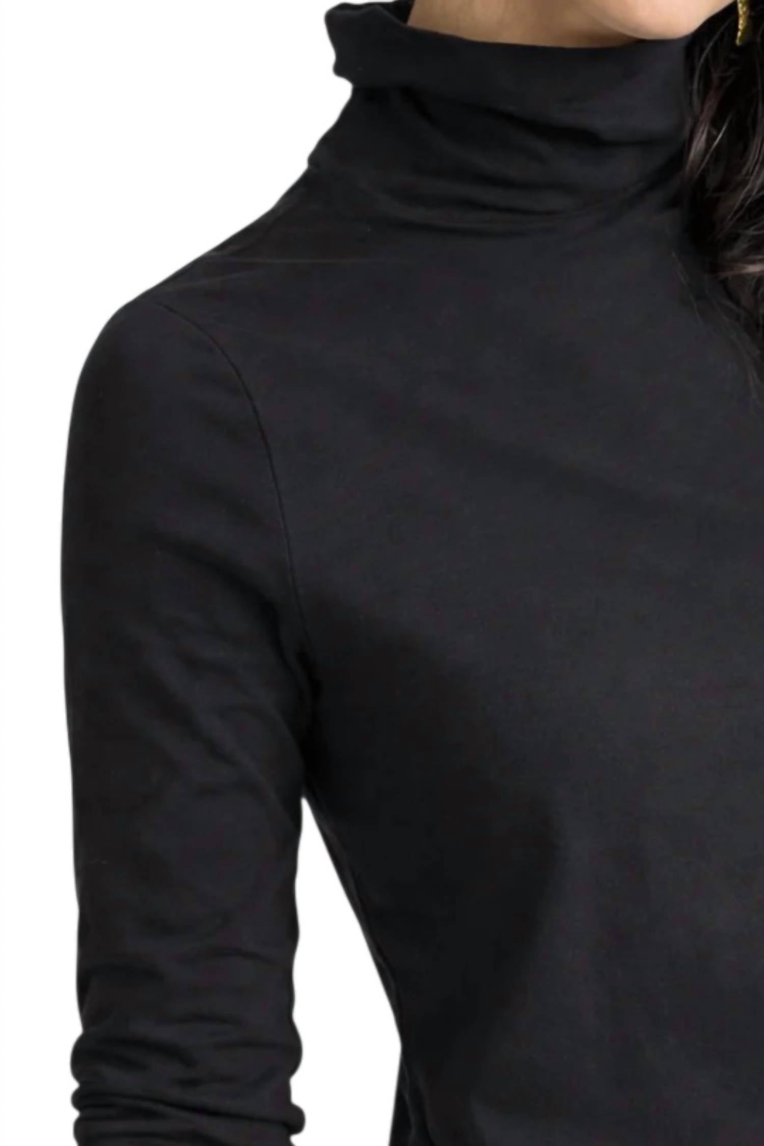 Salua - Long Sleeve Turtle Neck Tee