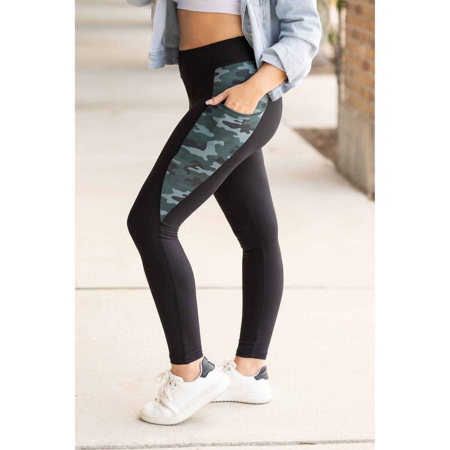 Julia Rose Celeste Panel Leggings in camo black - women's pants - detail view
