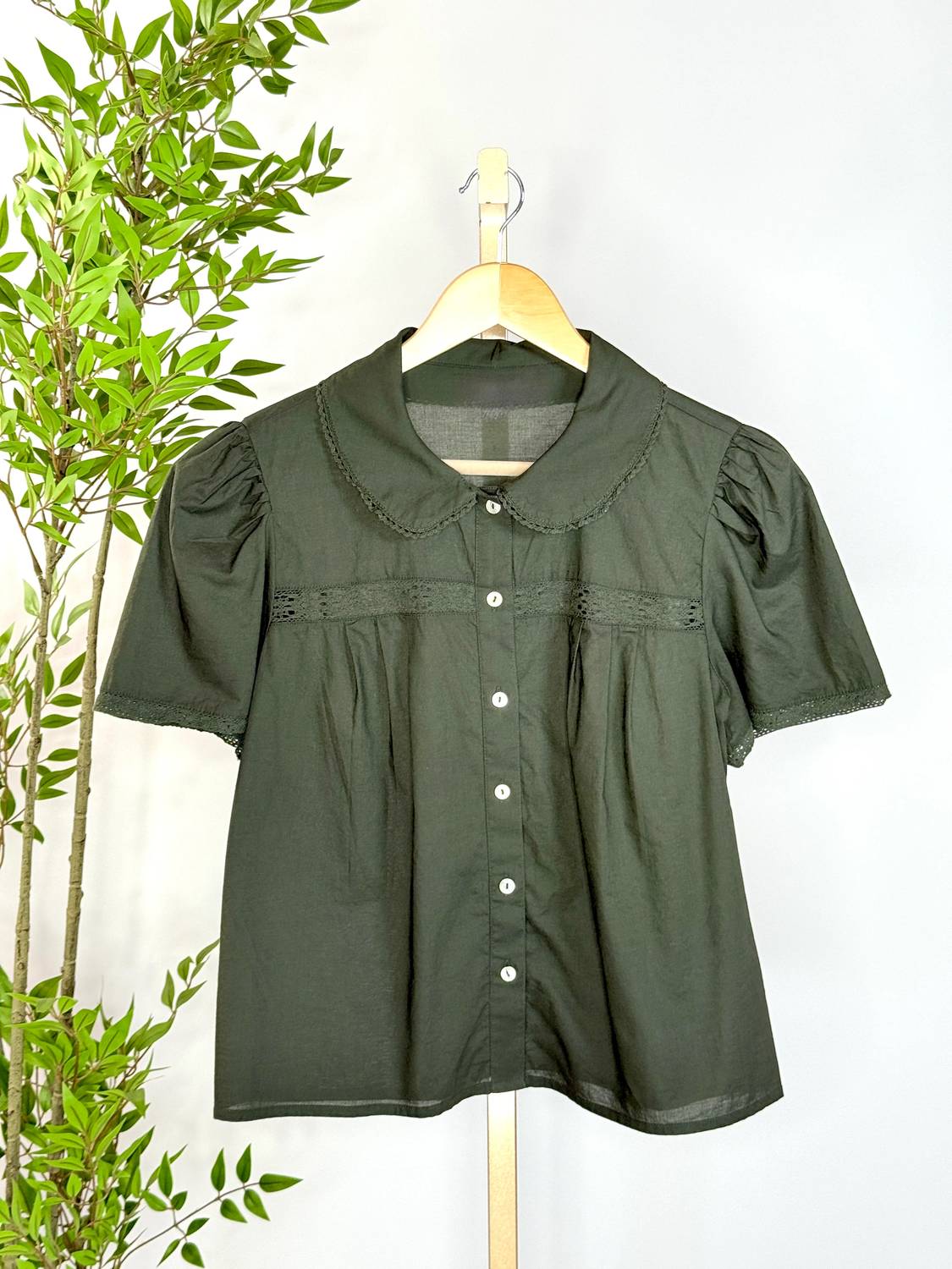 Kut From The Kloth - Women's Vienna Button Front Top