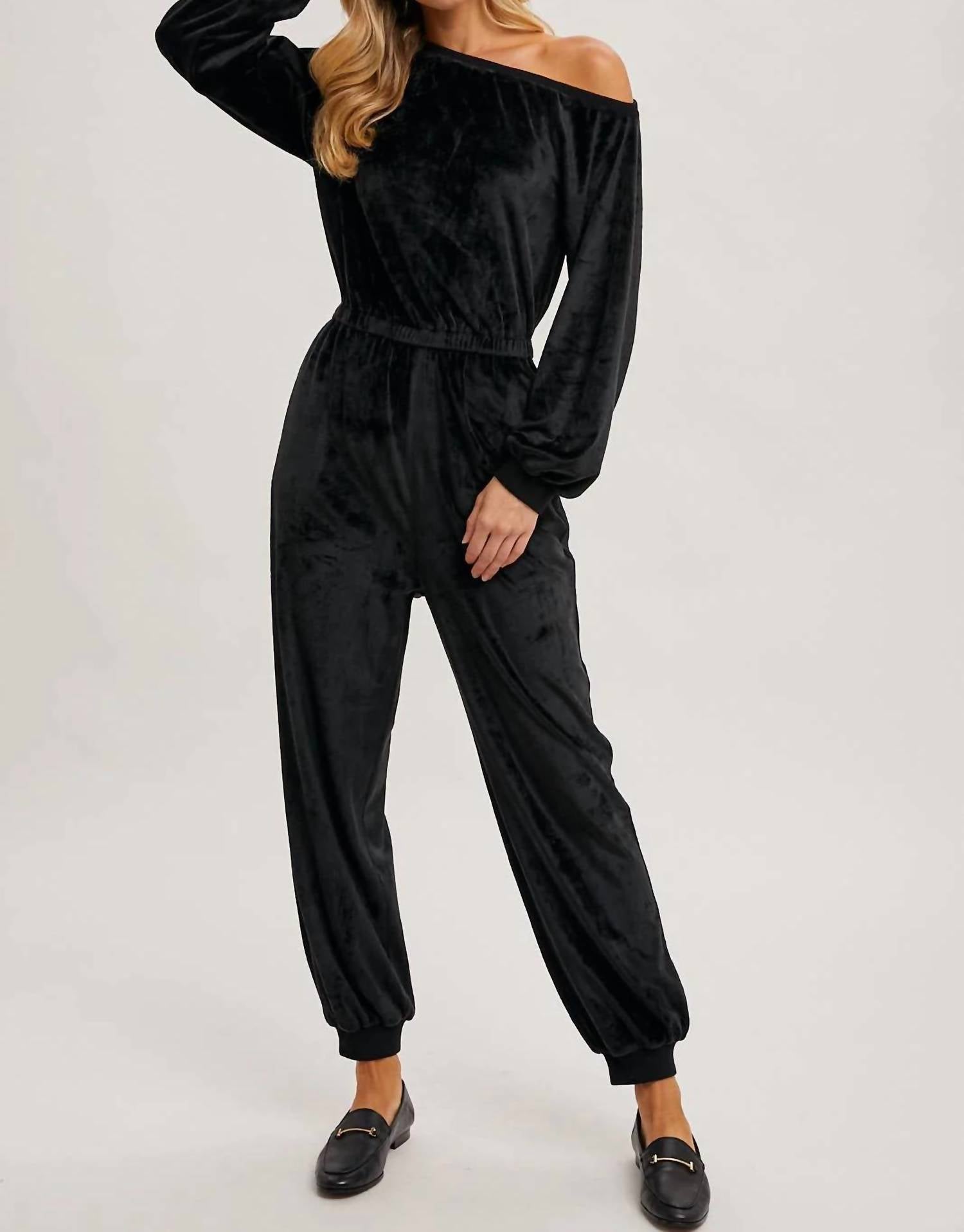 Bluivy - Velvet One Shoulder Boat Neck Jumpsuit