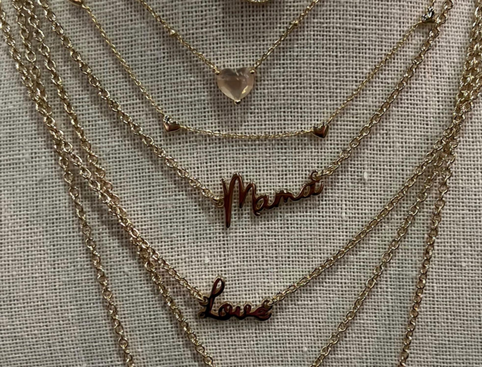 Eklexic - Dainty Script Mama Necklace