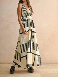 Miou Muse - Women's Geo Print Halter Neck Dress