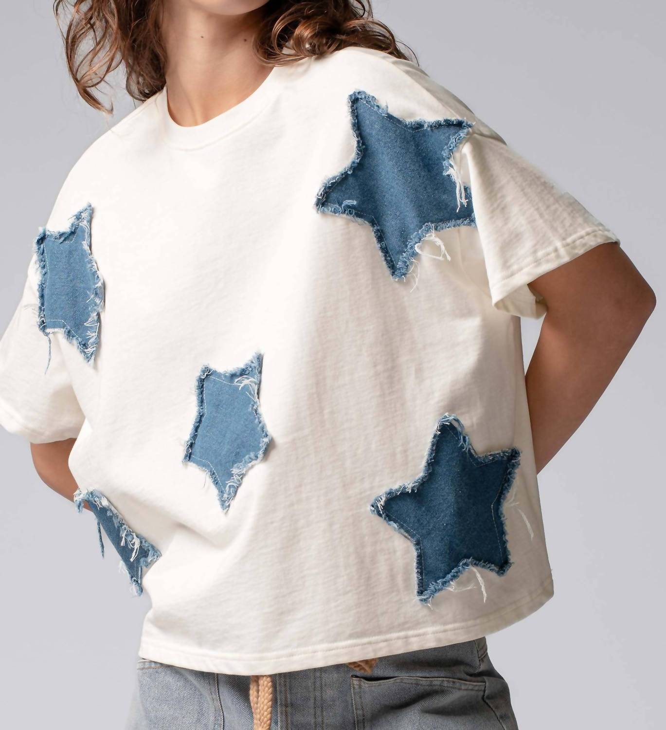 Urban Daizy Star Appliqué Cotton Tee in cream - women's t-shirt - alternate view