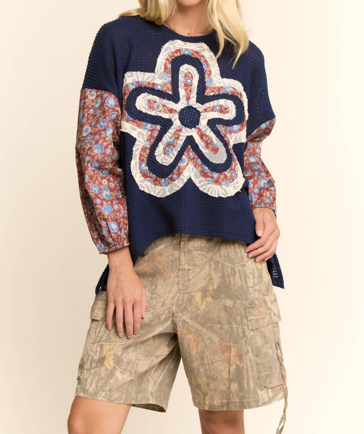 Davi & Dani - Waffle Knit Floral-sleeve Top
