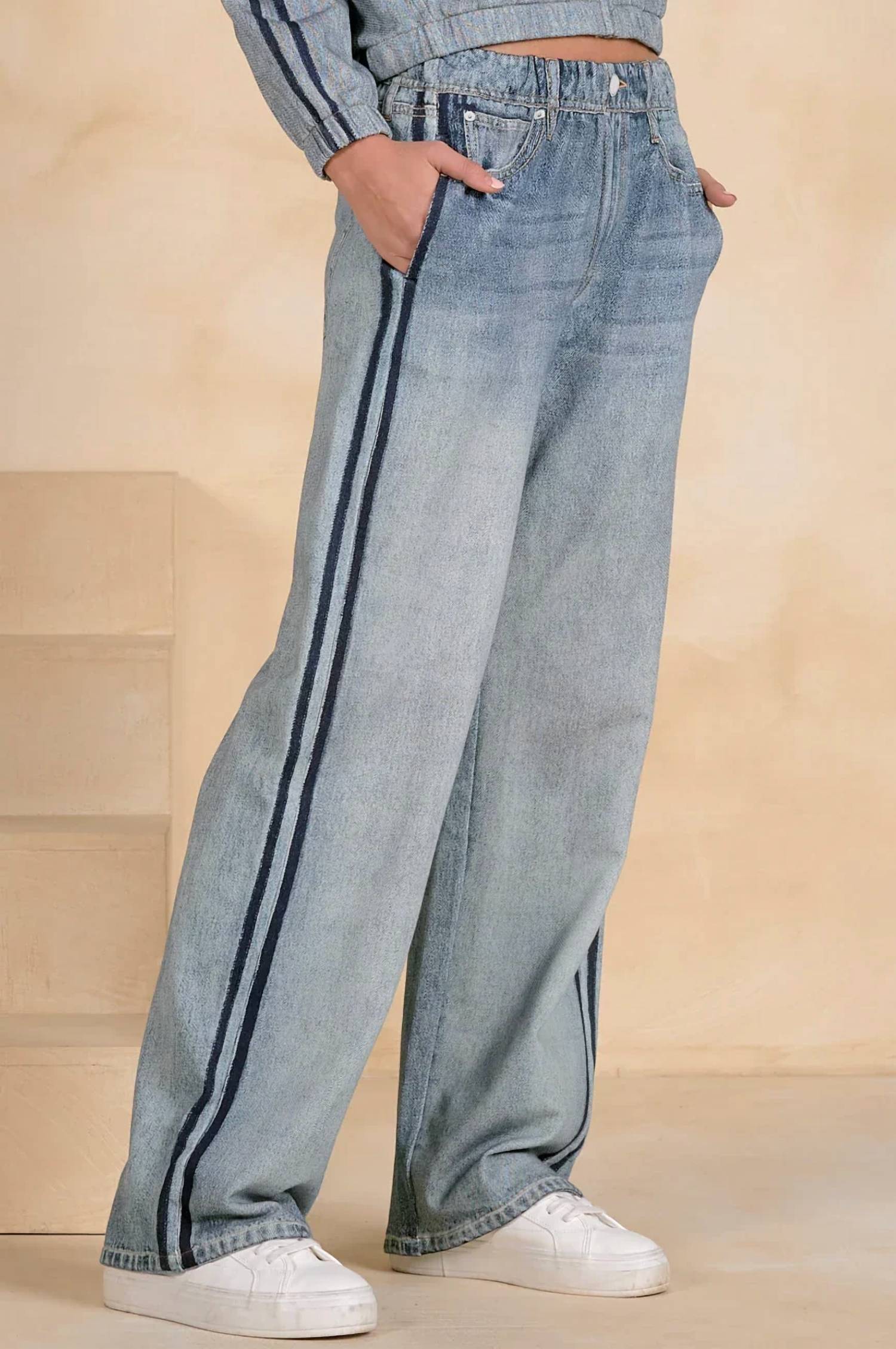 Elan - Women's Track Stripe Sweatpants Jeans