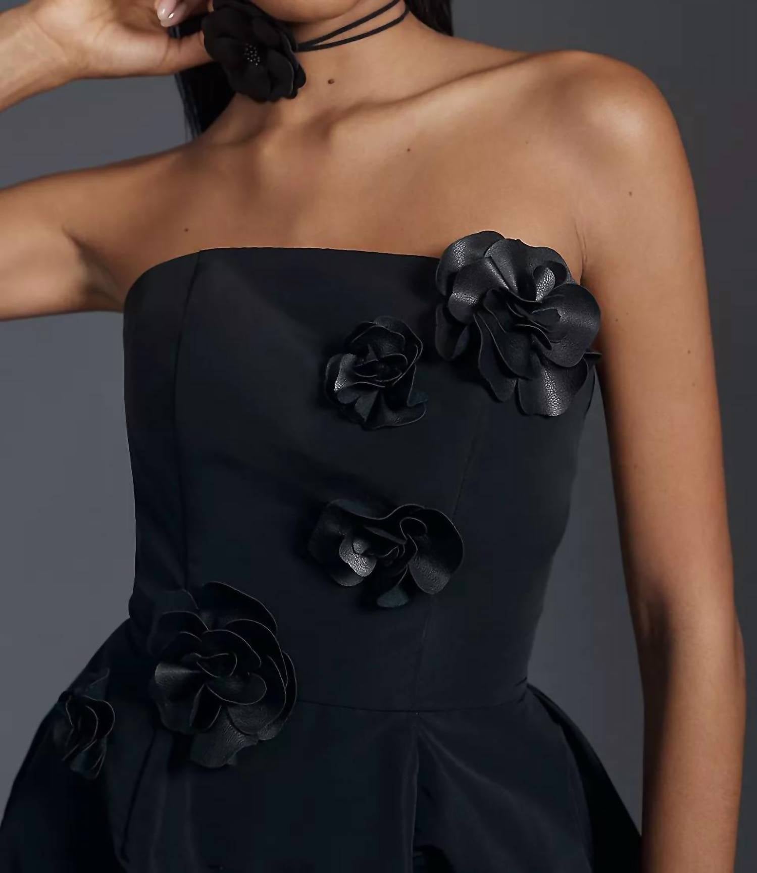 Mac Duggal - Strapless 3d Floral Mini Dress