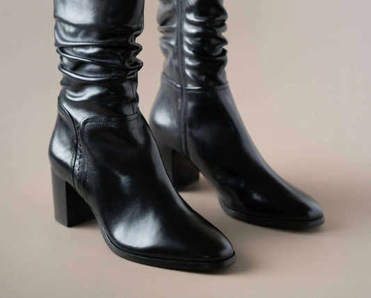 Regarde Le Ciel - Women's Joan Boots