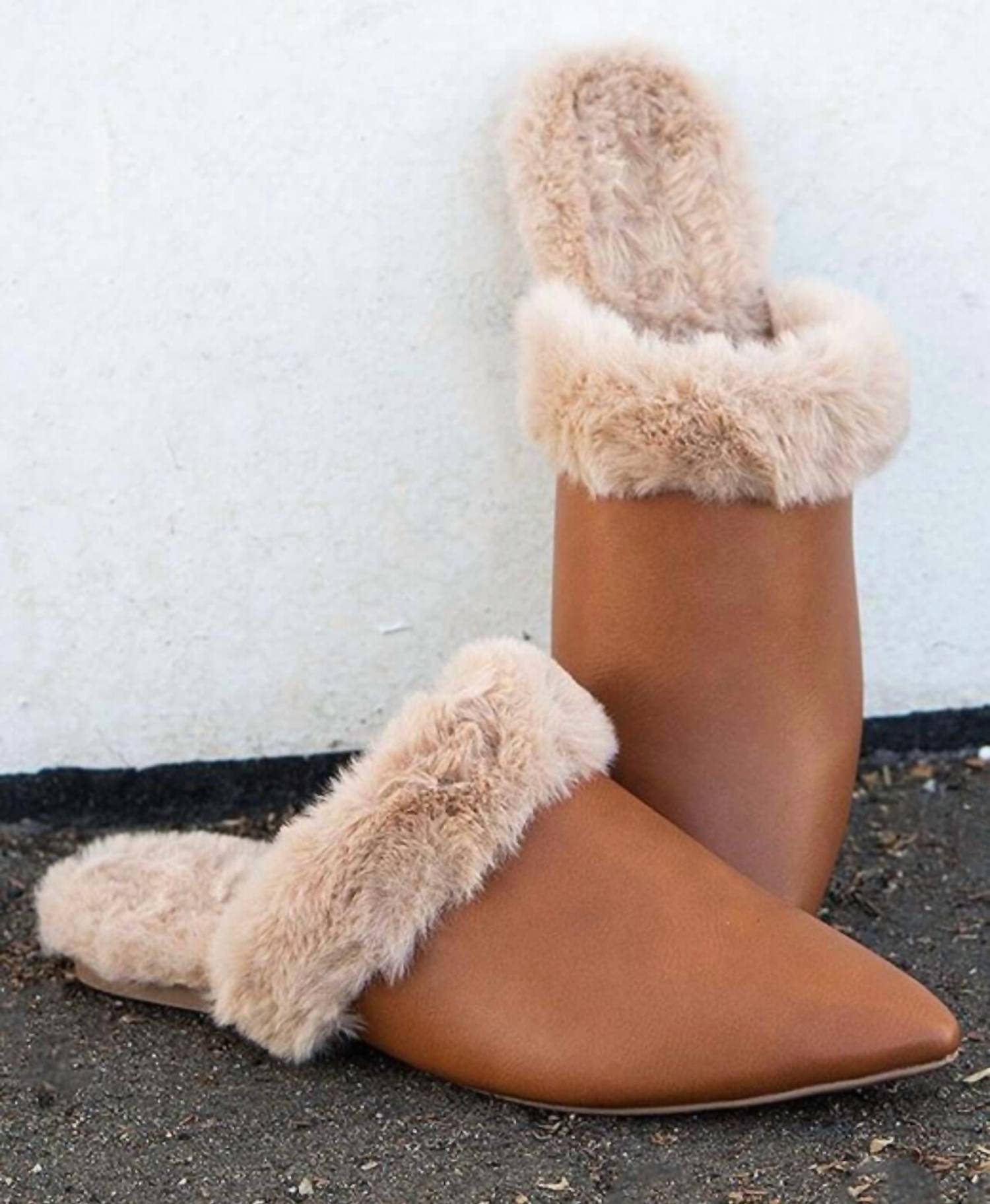 Qupid - Women's Eskimo Flates Pleather Fur Lined Mules