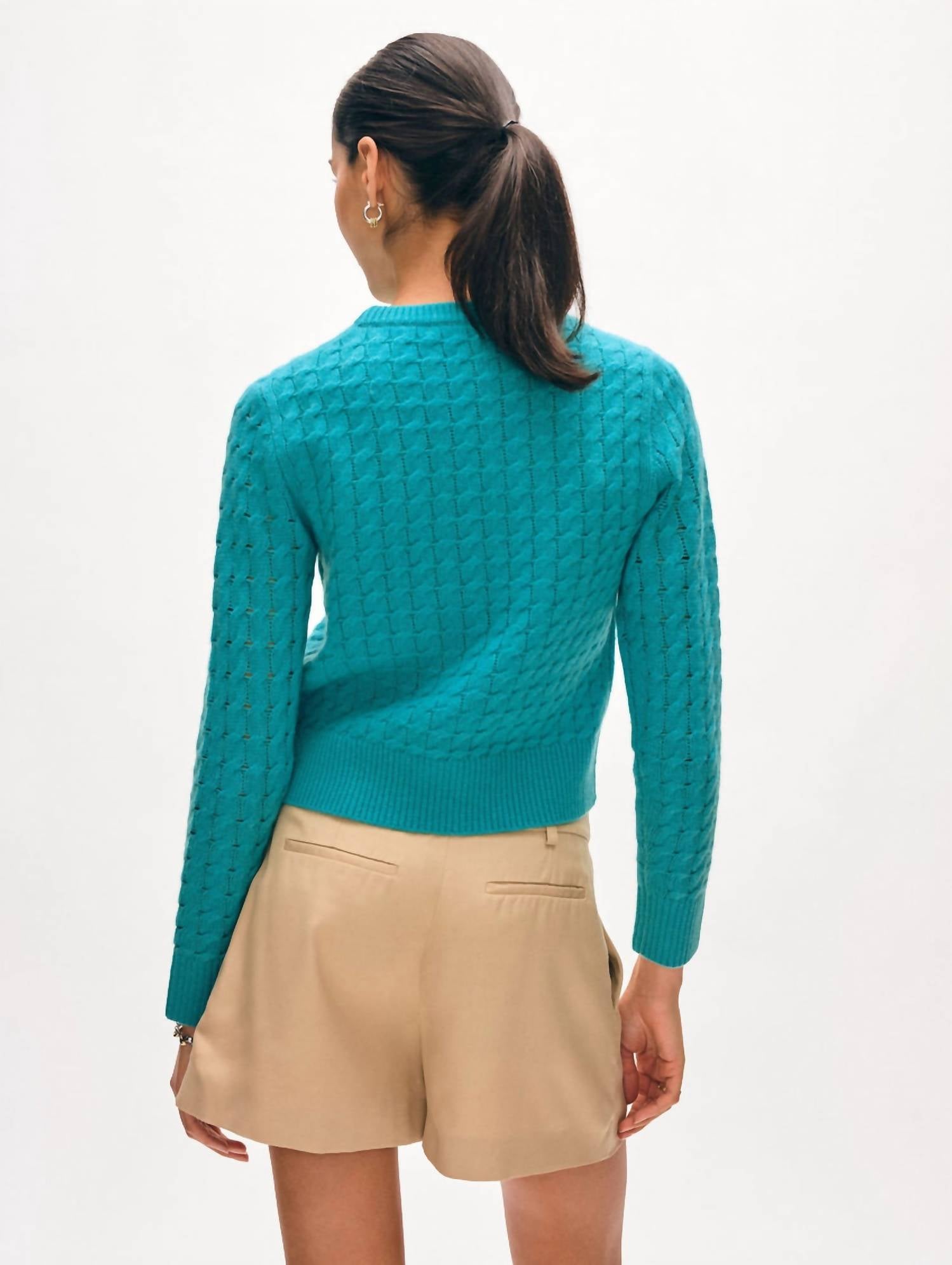 White + Warren - Cashmere Cable Shrunken Crewneck Sweater