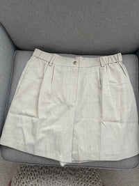 SKIES ARE BLUE Women's Two Tone Shorts in beige - women's shorts