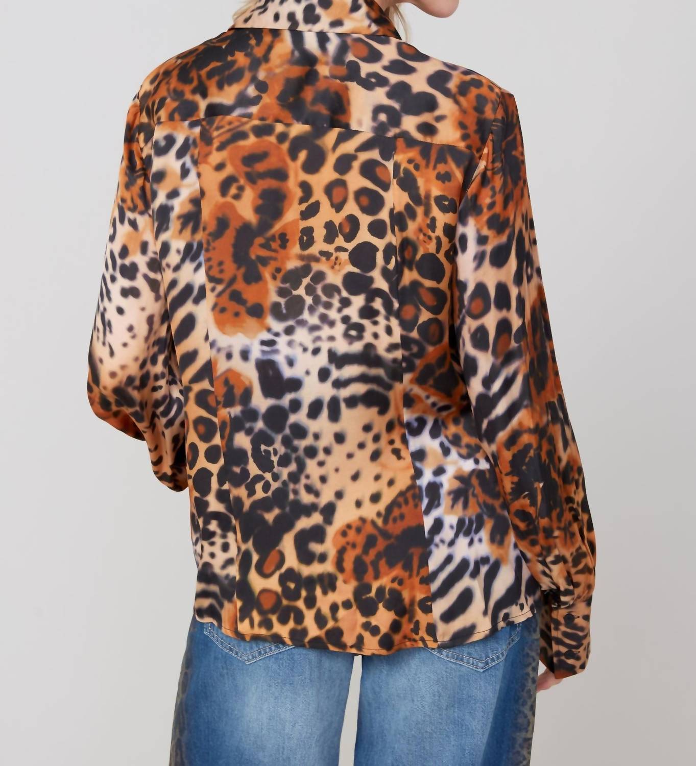 Renuar Wild Side Blouse in tan - women's blouse - detail view